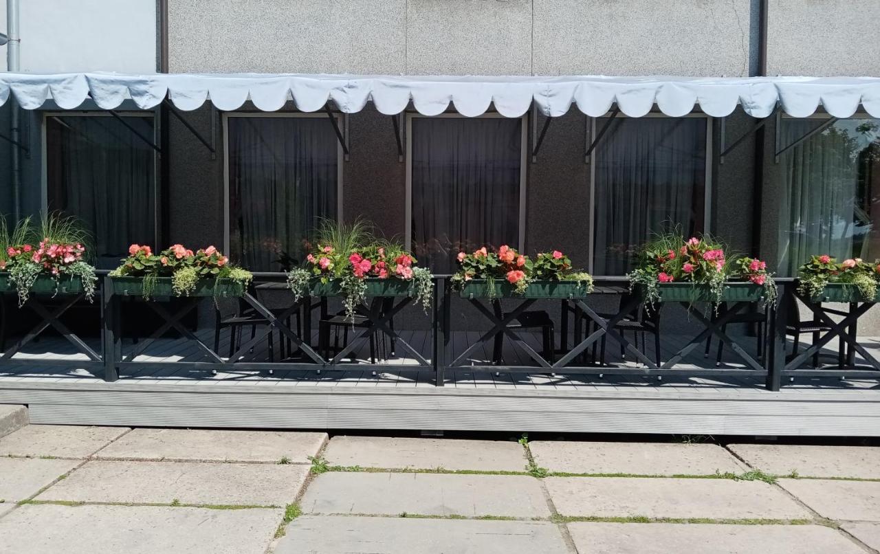 Gamma Hotel Līvāni Exterior foto